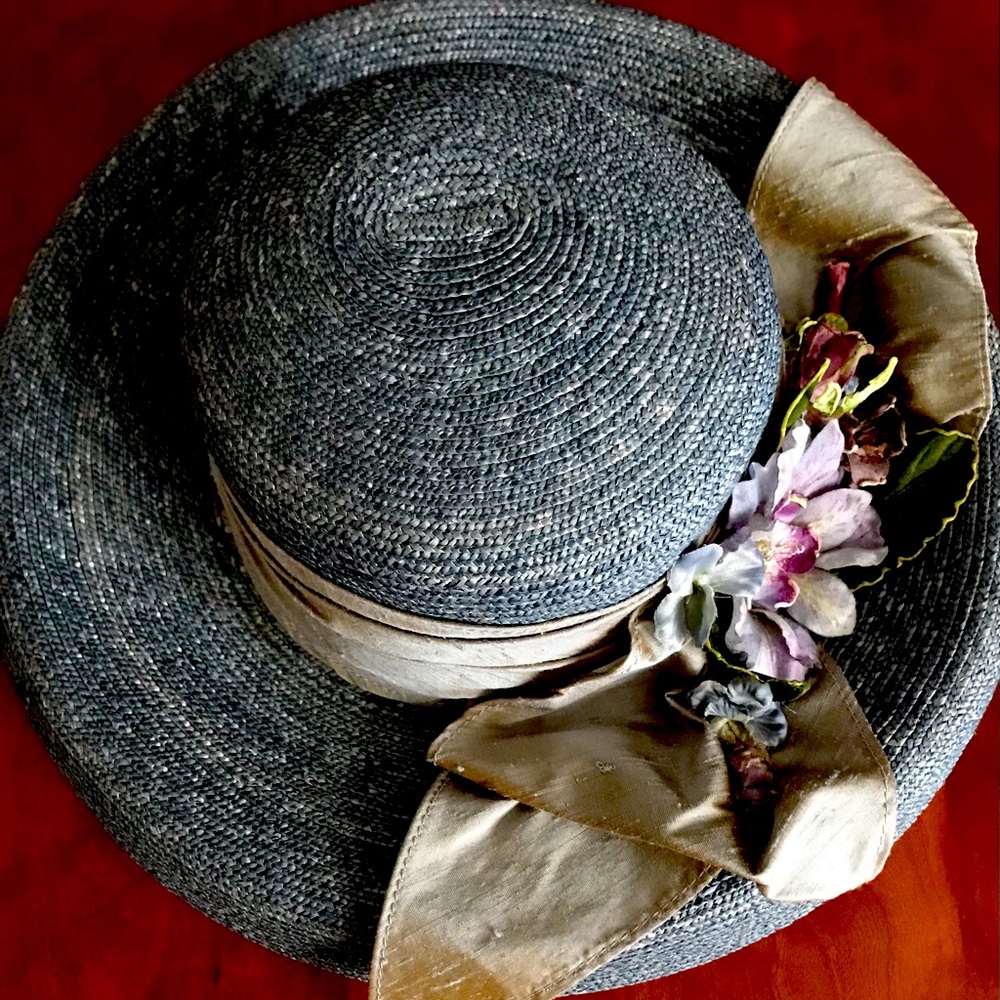 NWT Derby Hat (Includes Hat Box)